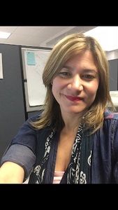 Meet your Posher, Yanira